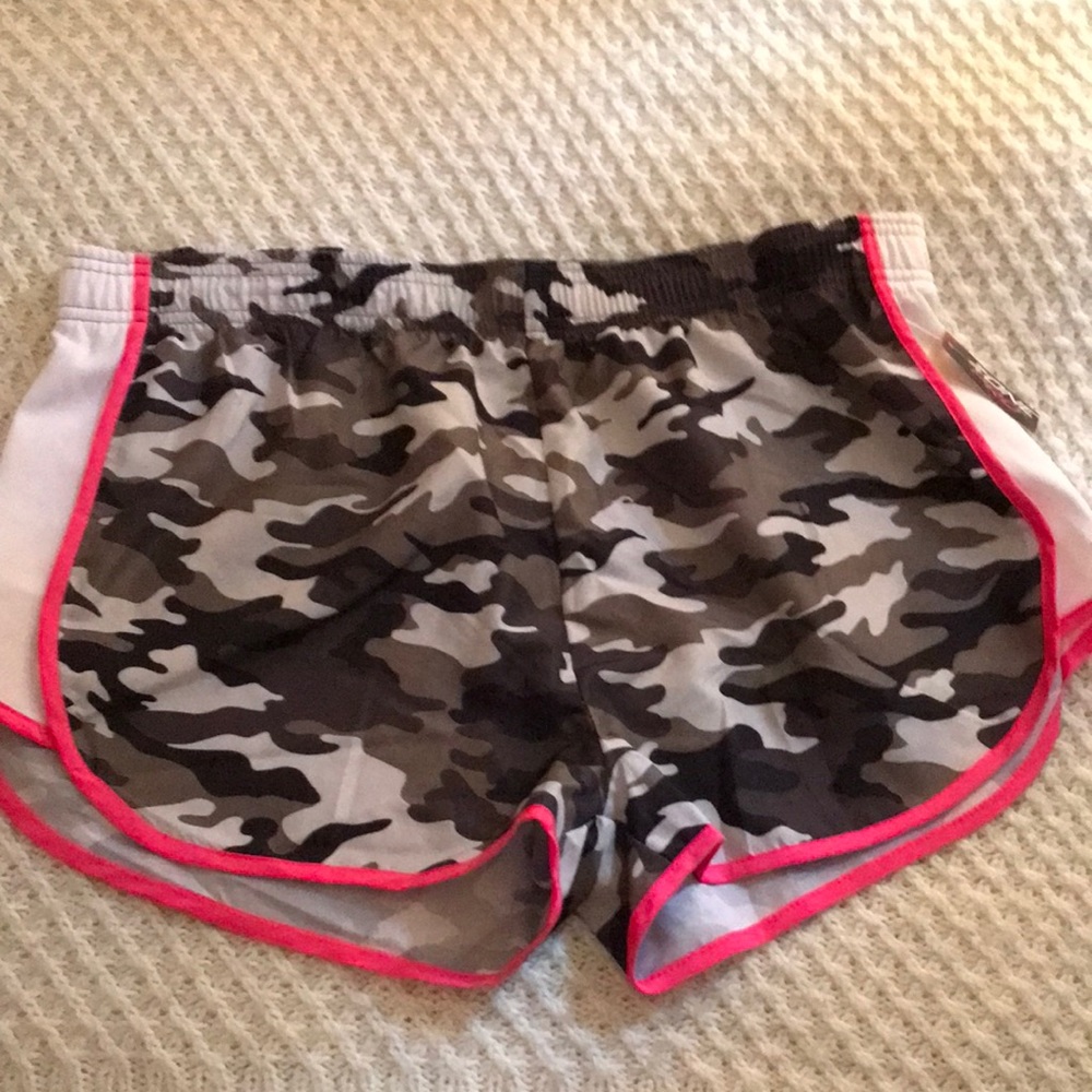 Zone Pro Shorts XL NWT